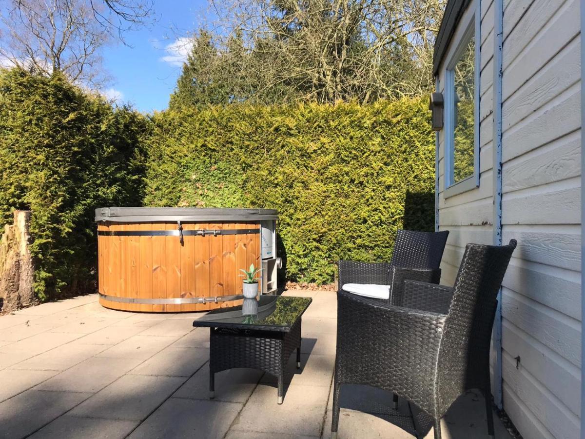 Вілла Omheind Chalet Met Prive Hottub. Op De Veluwe Вортуізен Екстер'єр фото